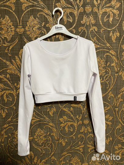 Спортивный укороченный рашгард