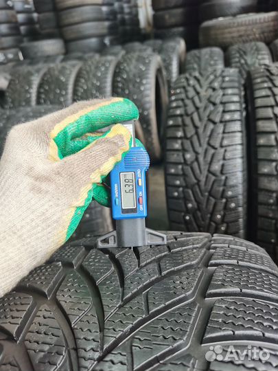 Goodyear UltraGrip Ice 2 235/55 R17 103T