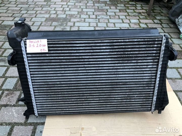 Интеркулер Volkswagen Passat B6 2.0 TDI
