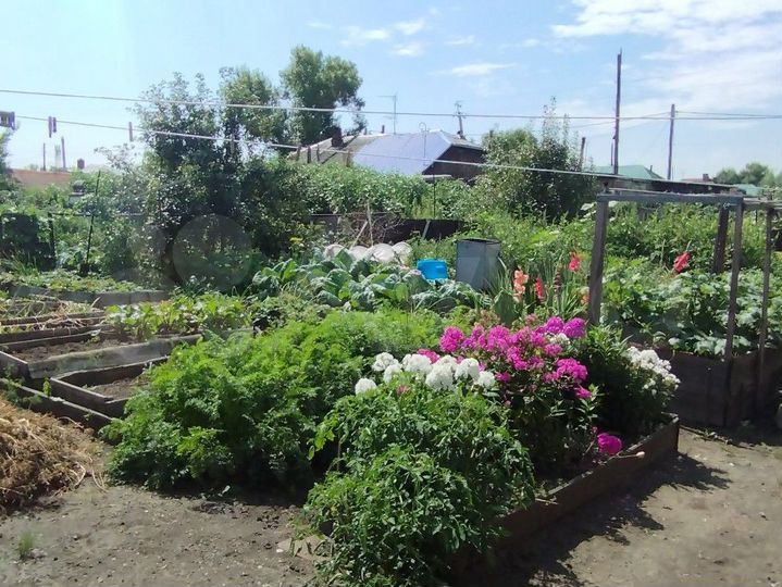 Дом 71,9 м² на участке 6 сот.