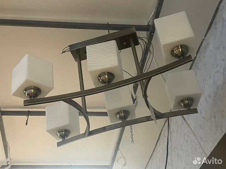 Люстра потолочная