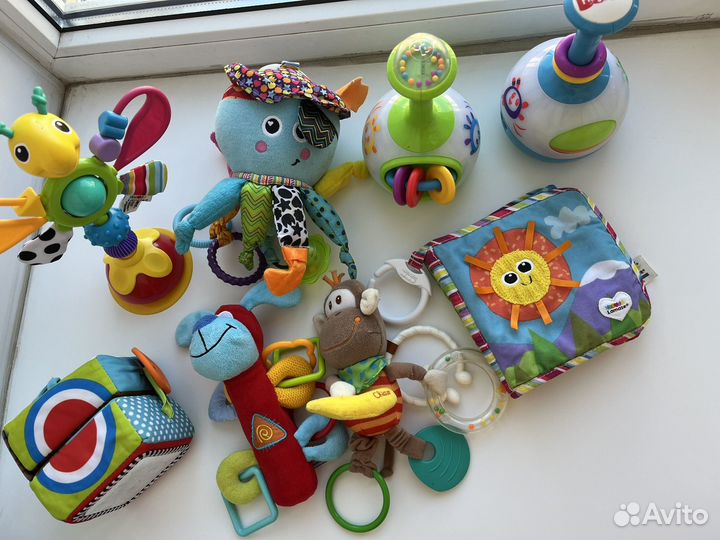 Развивающие игрушки lamaze и tiny love