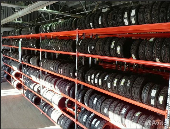 Gislaved Nord Frost 200 SUV 235/60 R18 107T