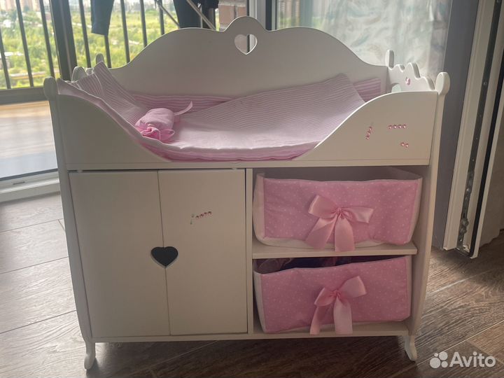 Кукла baby born в комплекте с пеленальным столиком