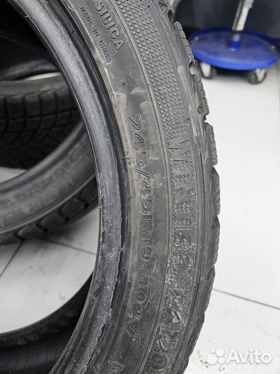 Landsail Winter Lander 245/45 R19 102V