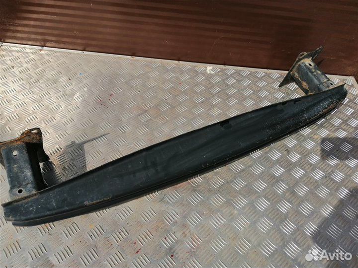 Усилитель бампера задний Volkswagen Jetta 6 162