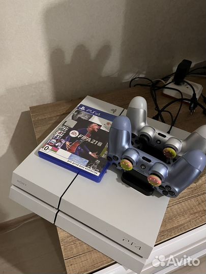 Sony playstation 4 белая