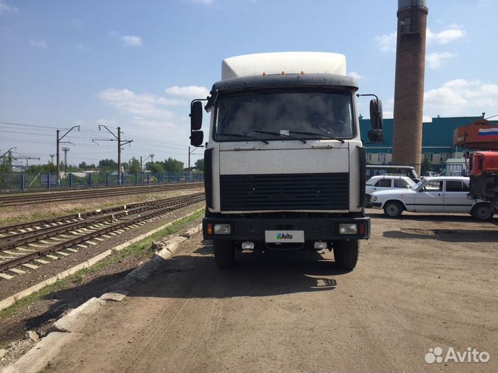 МАЗ 6422А5-320, 2011