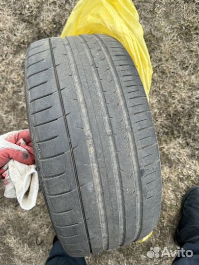 Dunlop SP Sport Maxx 050+ 225/40 R18