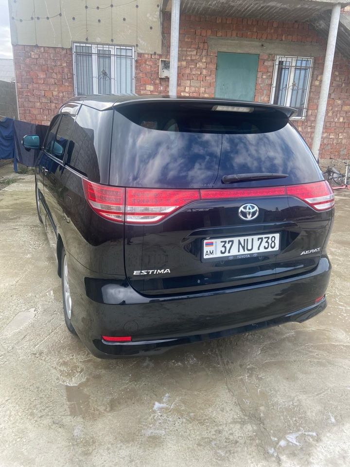 Toyota Estima: фото владельца