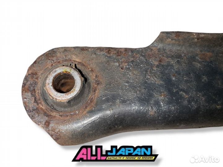 Рычаг подвески задний правый Mitsubishi Lancer 10