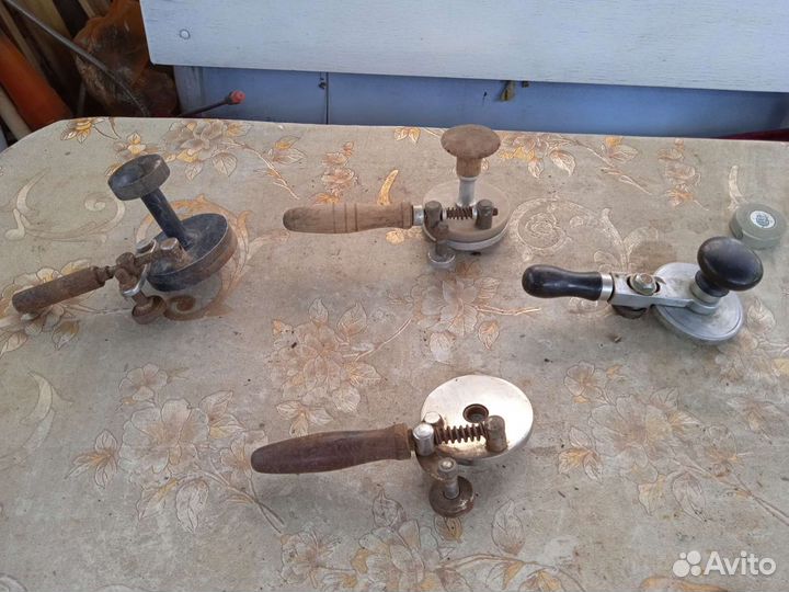 Машинка для купорки