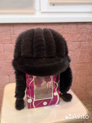 Женская шапка