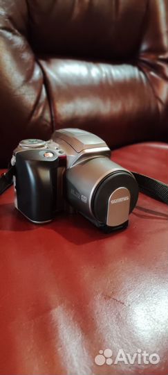 Фотоаппарат Olympus IS- 300 зеркальный