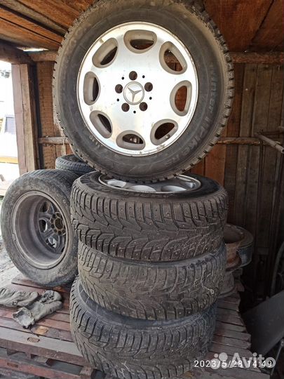 Hankook Winter I'Pike 225/60 R16