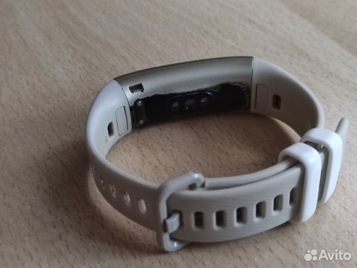 Фитнес браслет Huawei Band 3 Pro