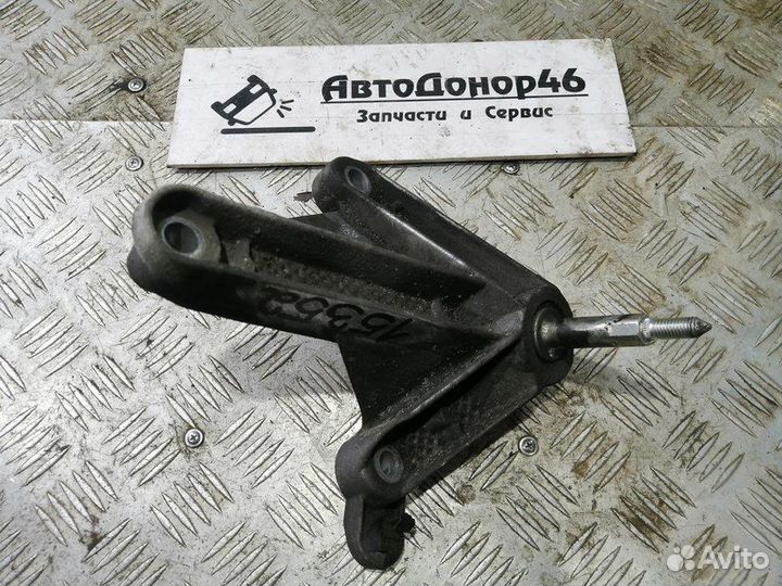 Кронштейн МКПП левый Nissan Juke F15