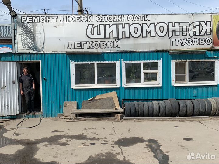 Шиномонтажник