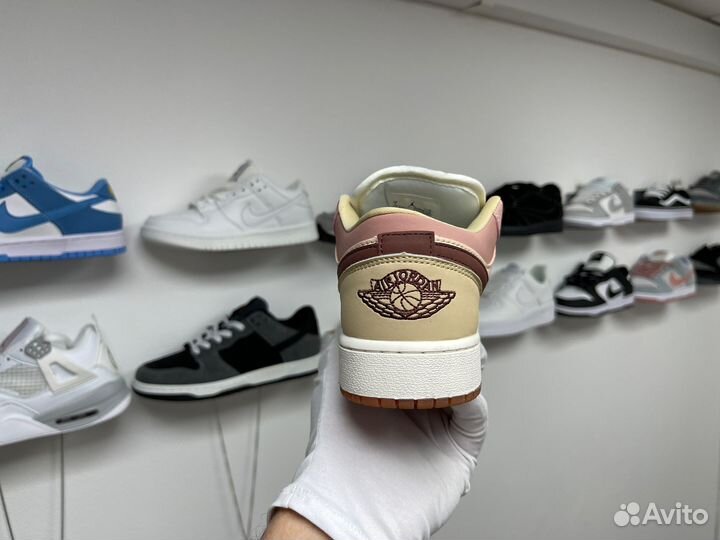 Кроссовки Nike Air Jordan 1 low