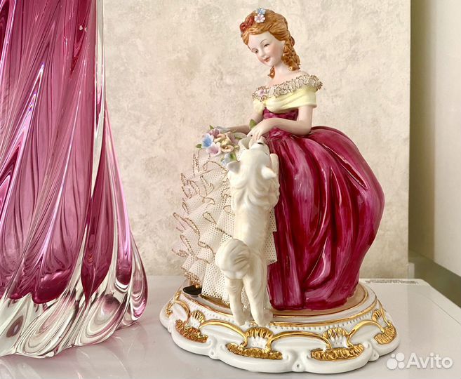 Ваза (40см) Богемия. Статуэтка Италия (24см)