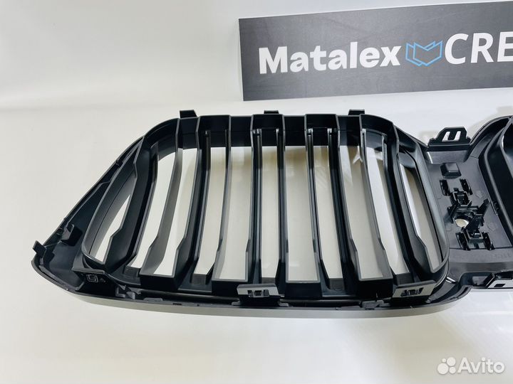 Решетка радиатора BMW X3 G01 М стиль глянец