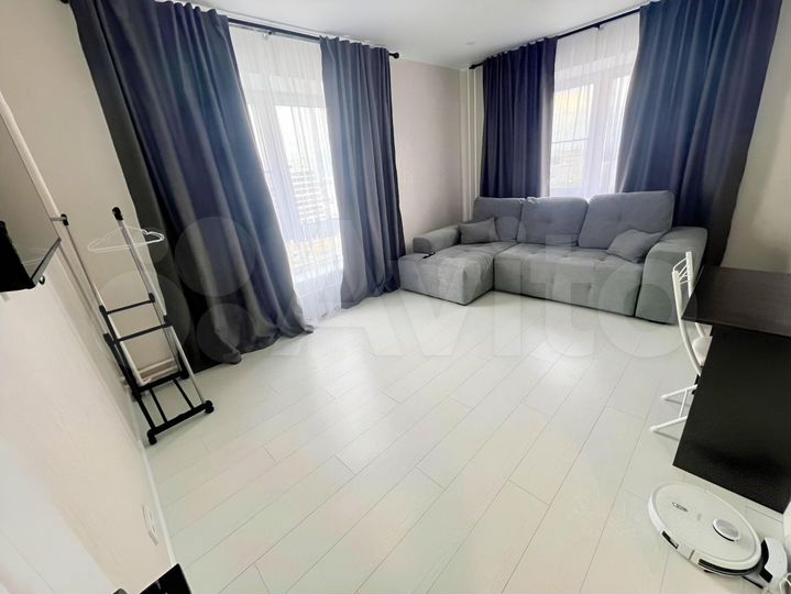 2-к. квартира, 53 м², 16/18 эт.