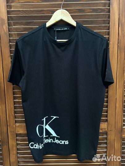 Мужские футболки. Calvin Klein