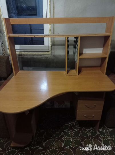 Компьютерный столик бу