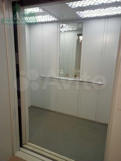 3-к. квартира, 74 м², 2/10 эт.