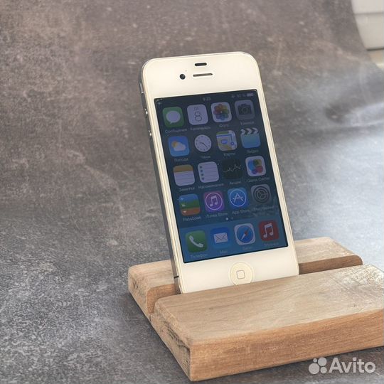 iPhone 4, 16 ГБ