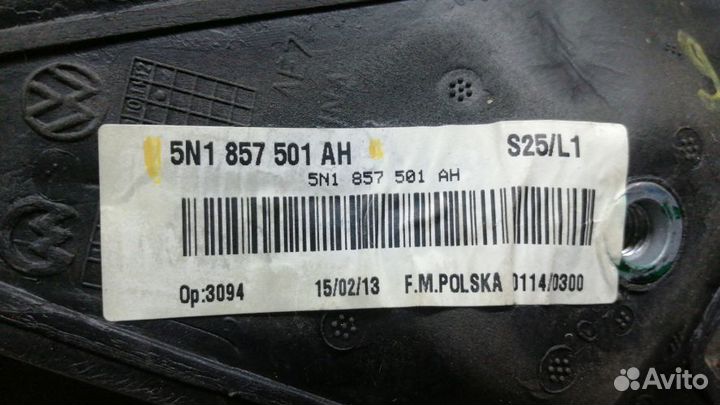 Зеркало заднего вида Volkswagen Tiguan Левое