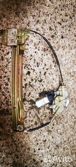 Стеклоподъёмник задний правый Chery Bonus