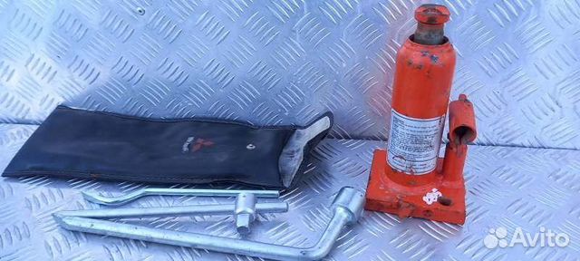 Домкрат Mitsubishi L200 (1996-2006) 2.5 D 4D56