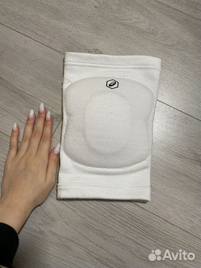 Наколенники для волейбола asics