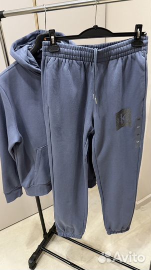 Спортивный костюм Calvin Klein S и L размеры