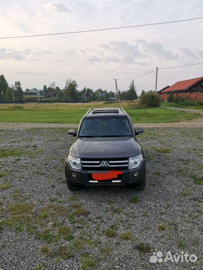 Mitsubishi Pajero 3.2 AT, 2011, 130 000 км