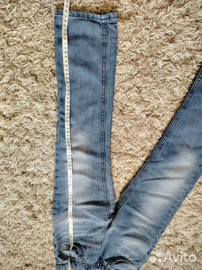 Джинсы