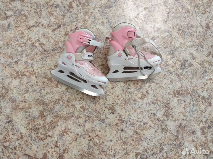 Коньки б.у. 1200