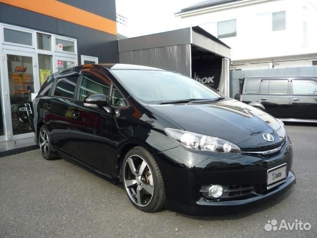 Toyota Wish 1.8 CVT, 2012, 71 000 км