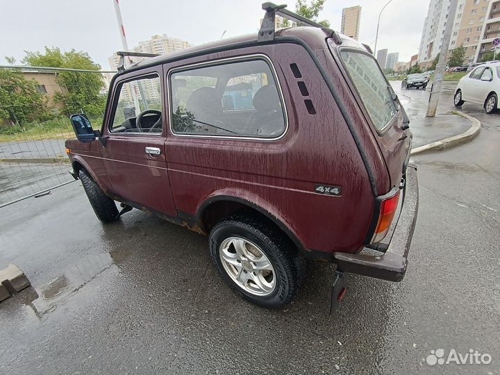 LADA 4x4 (Нива) 1.7 МТ, 2007, 100 000 км