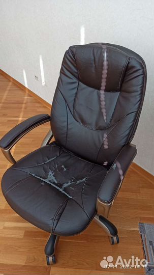 Компьютерное кресло бюрократ