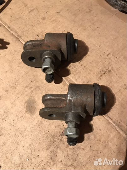 Цилиндр тормозной передний газ 24