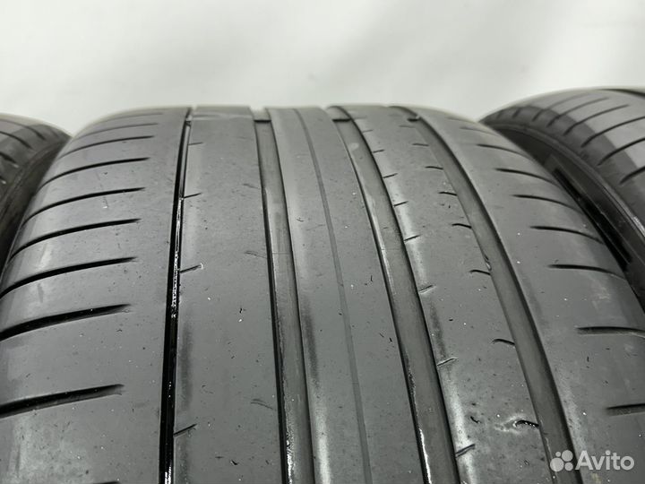 Pirelli P Zero 275/40 R21 и 315/35 R21 111Y