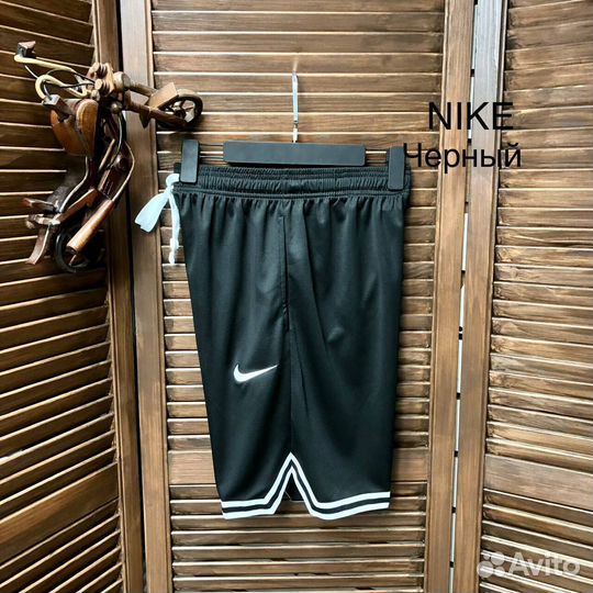 Спортивные шорты Nike мужские