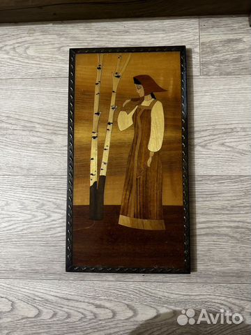 Настенное панно «Алёнка» деренянное