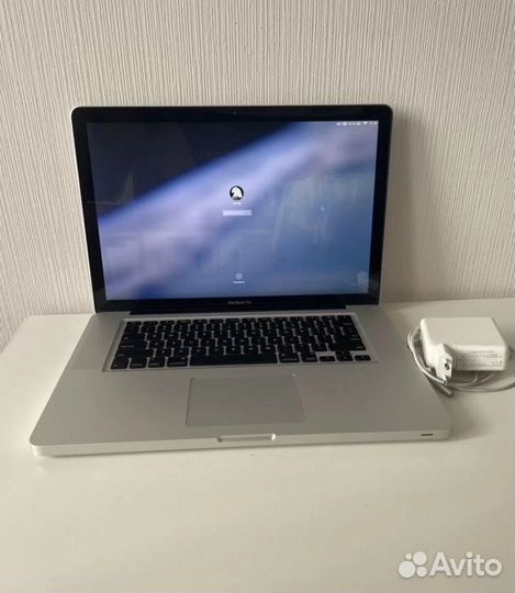 Apple MacBook Pro 15 mid2010