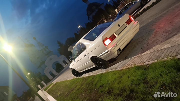 BMW 5 серия 2.5 МТ, 1989, 320 000 км