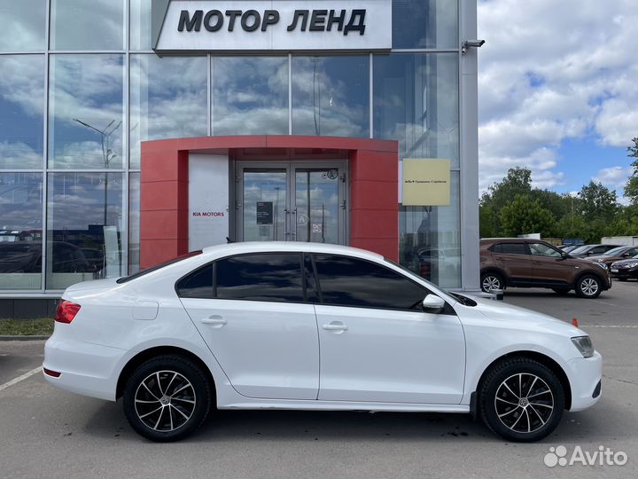 Volkswagen Jetta 1.6 AT, 2012, 220 155 км