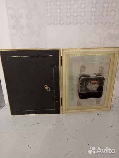 Часы с рамкой