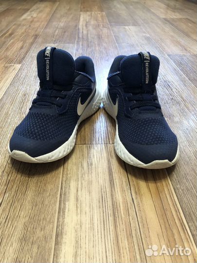 Кроссовки nike